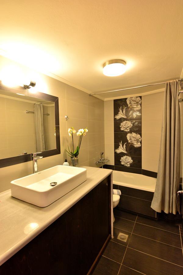 Luxury Suites in Stavromenos Extérieur photo